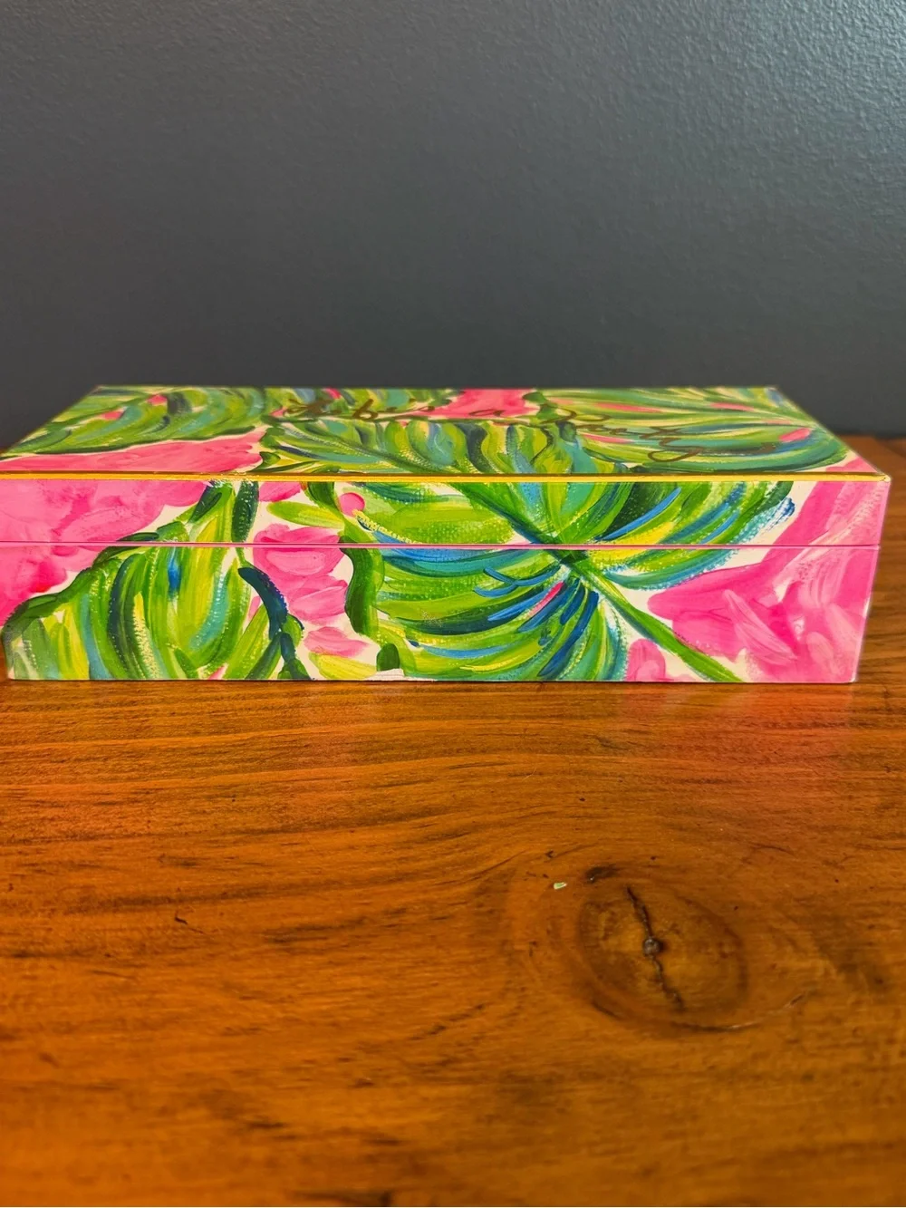 Lilly Pulitzer good some